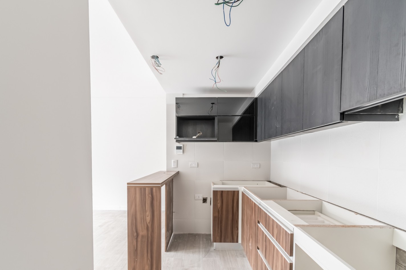 Departamento tres ambientes con patio propio a estrenar- entrega inmediata