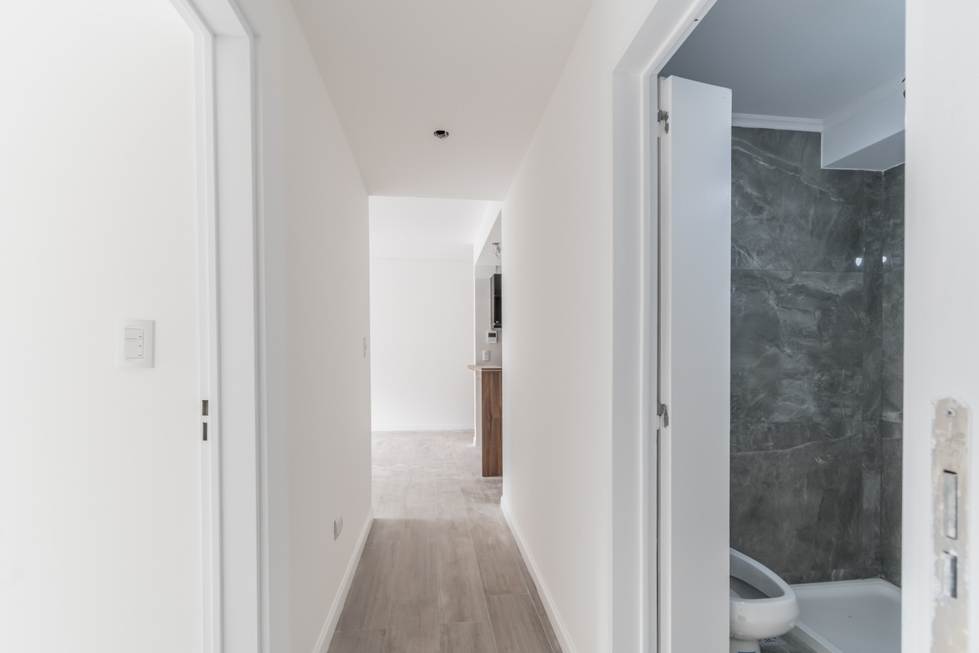 Departamento tres ambientes con patio propio a estrenar- entrega inmediata
