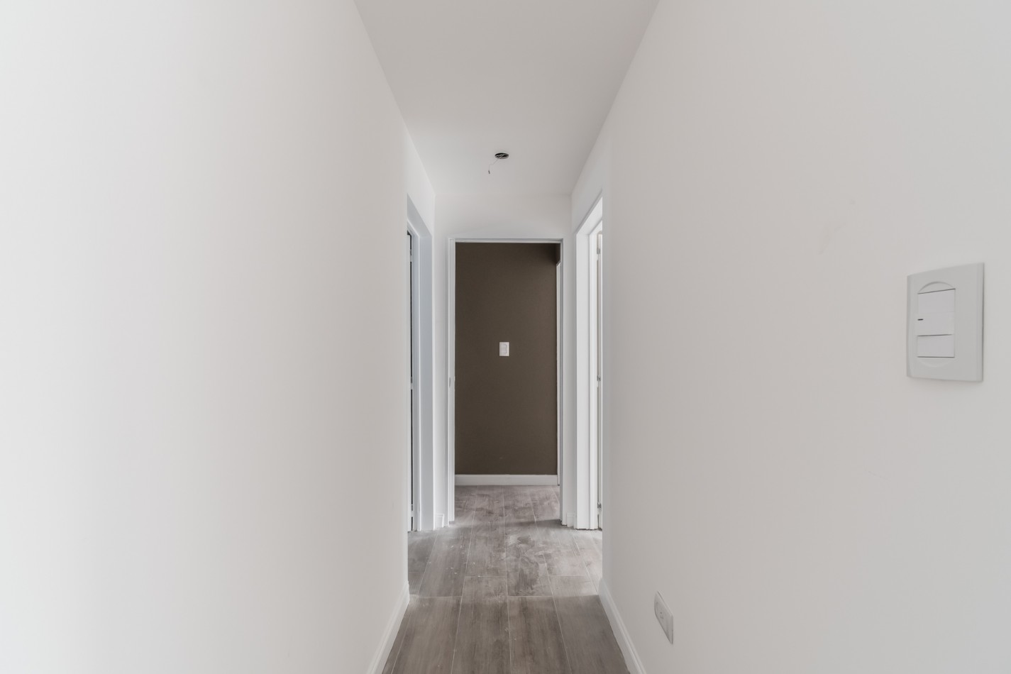 Departamento tres ambientes con patio propio a estrenar- entrega inmediata