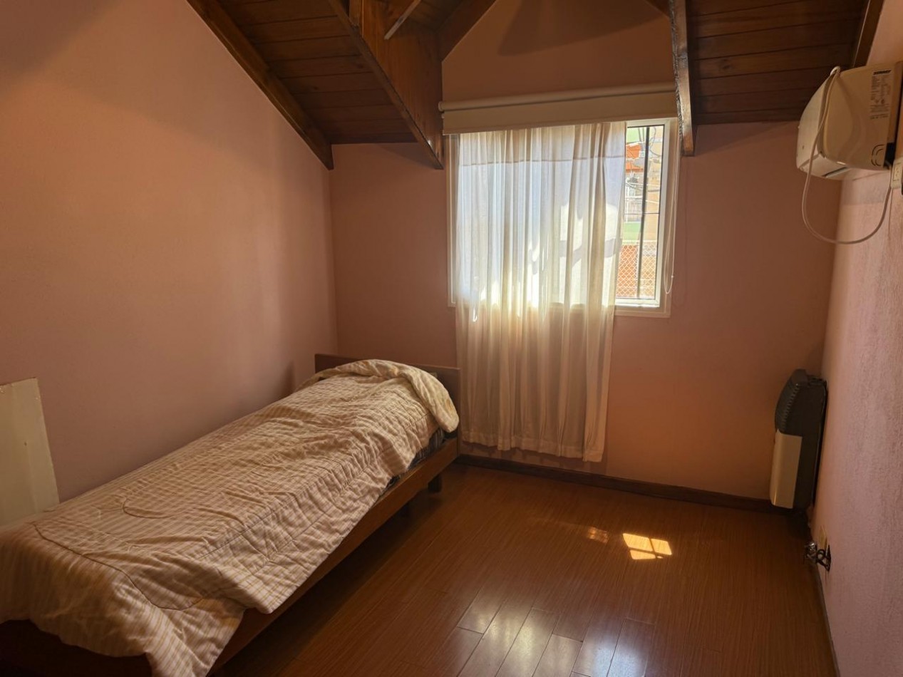 Duplex de 4 amb a una cuadra de Panamericana APTO CREDITO