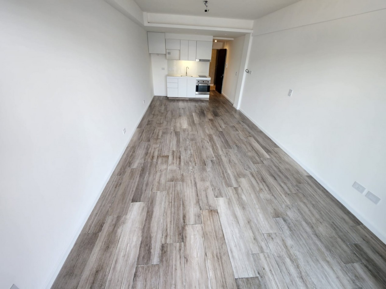 DEPARTAMENTO MONOAMBIENTE EN ALQUILER 