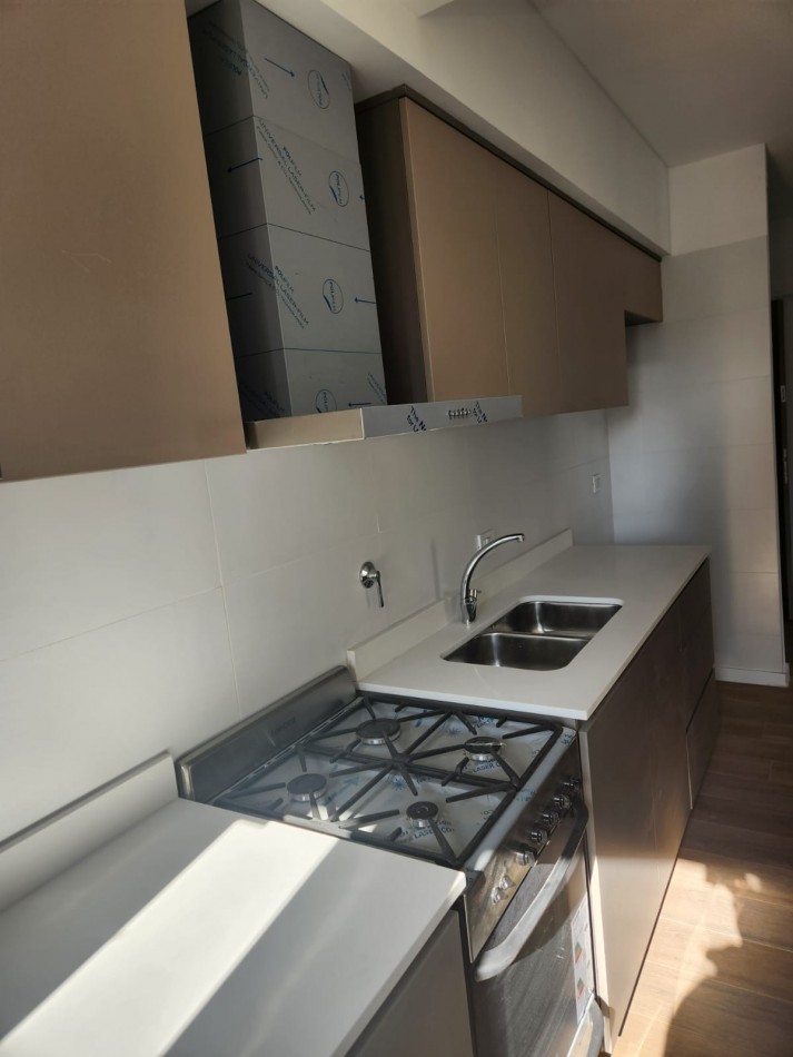 Departamento 3 ambientes a estrenar con cochera- SAAVEDRA