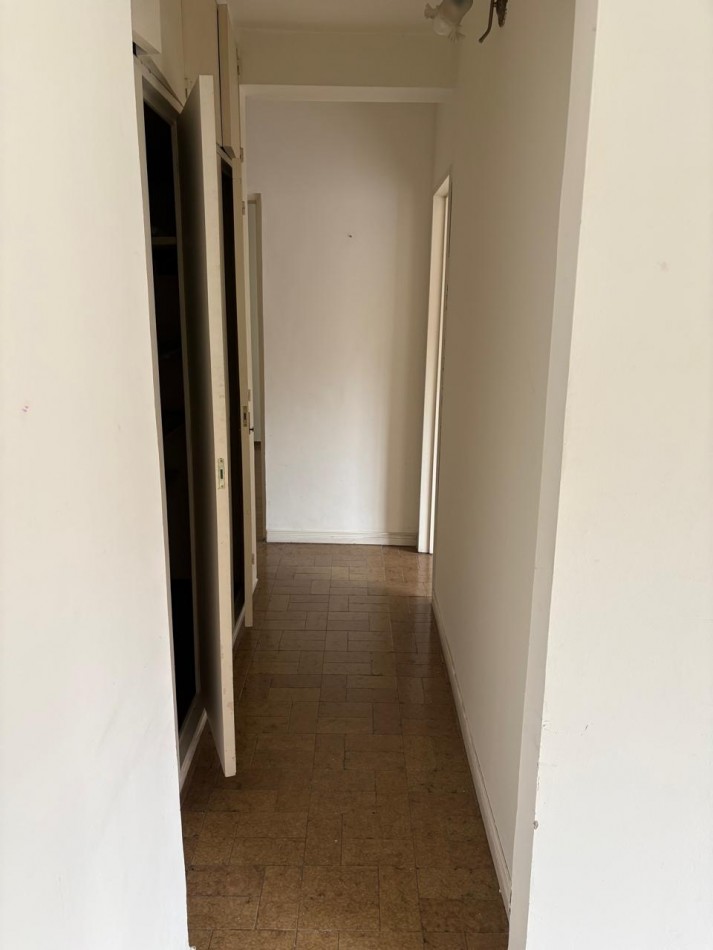 Alquiler Dpto 3 ambientes 1 piso por escalera Florida Mitre SIN EXPENSAS