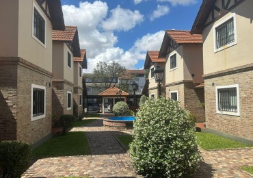 Duplex de 4 amb a una cuadra de Panamericana APTO CREDITO